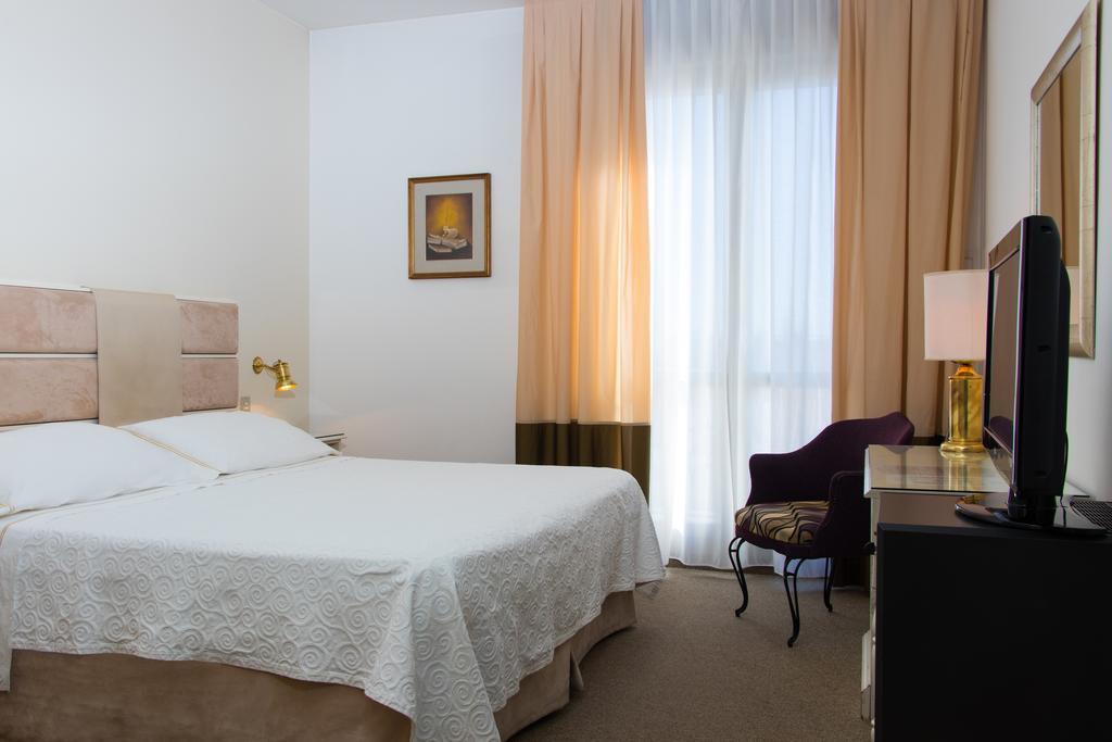 Hotel Universal Terme Abano Terme Ngoại thất bức ảnh